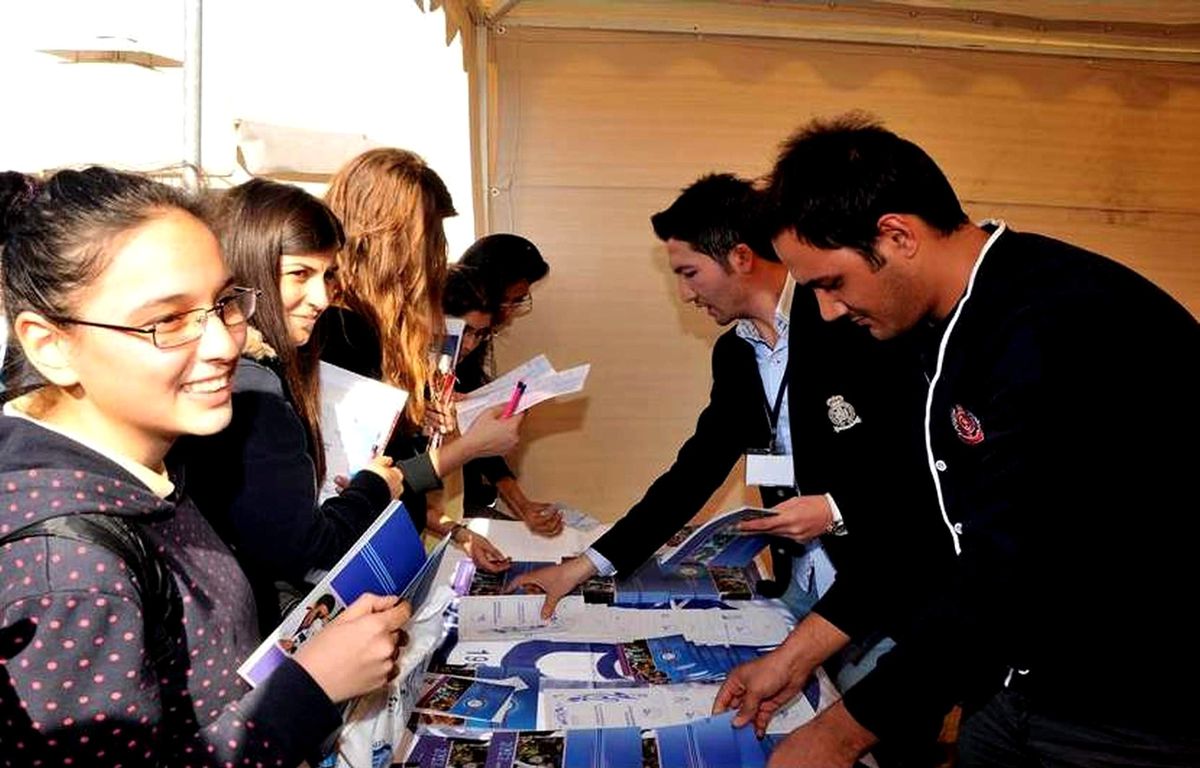 Adü Binlerce Üniversite Adayına Ulaştı