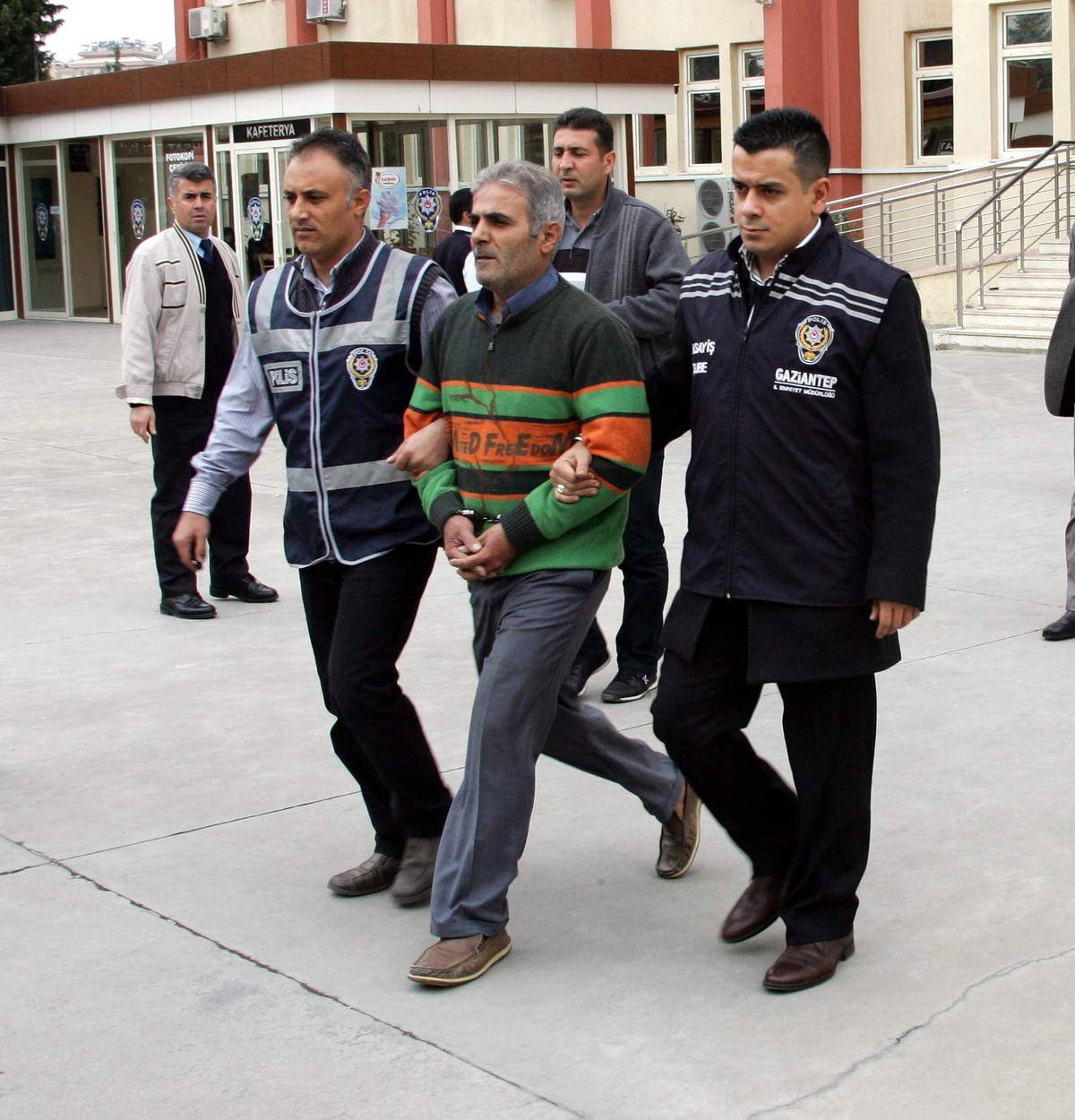 Cinayet Zanlısı 3 Kişi Tutuklandı