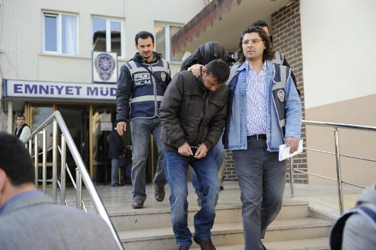 Dolandırılan Müzik Şirketi Sahibi Gerçek Polislere İnanmadı