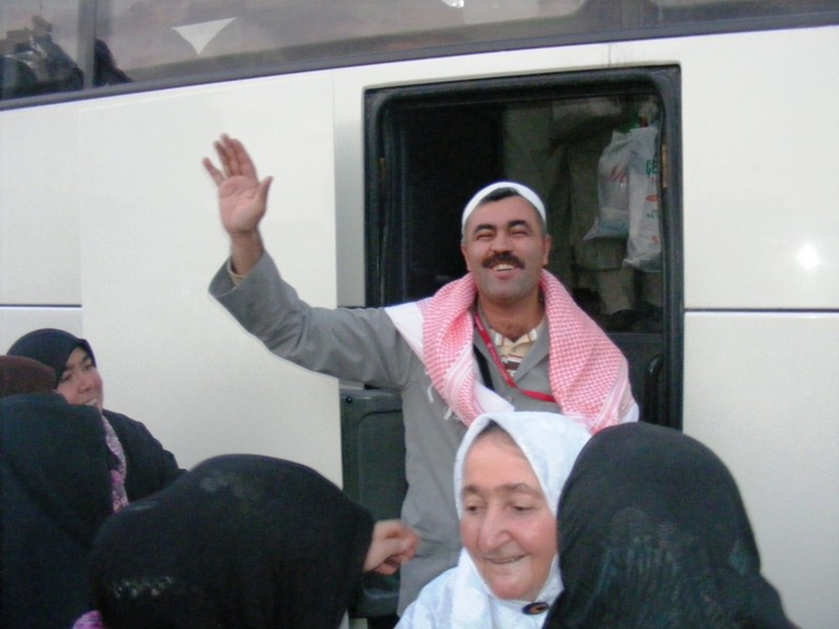 Hacılara Coşkulu Karşılama
