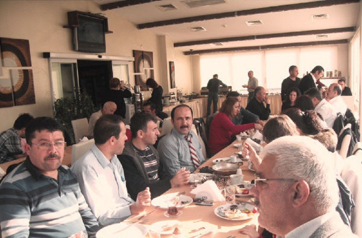 Kdz. Ereğli Milli Eğitim Müdürlüğünden Dayanışma Kahvaltısı