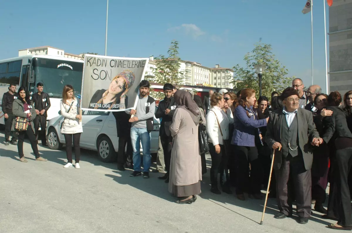 Nişanlısı Tarafından Öldürülen Medya Oral Duruşması Elazığ 'Da Yapıldı