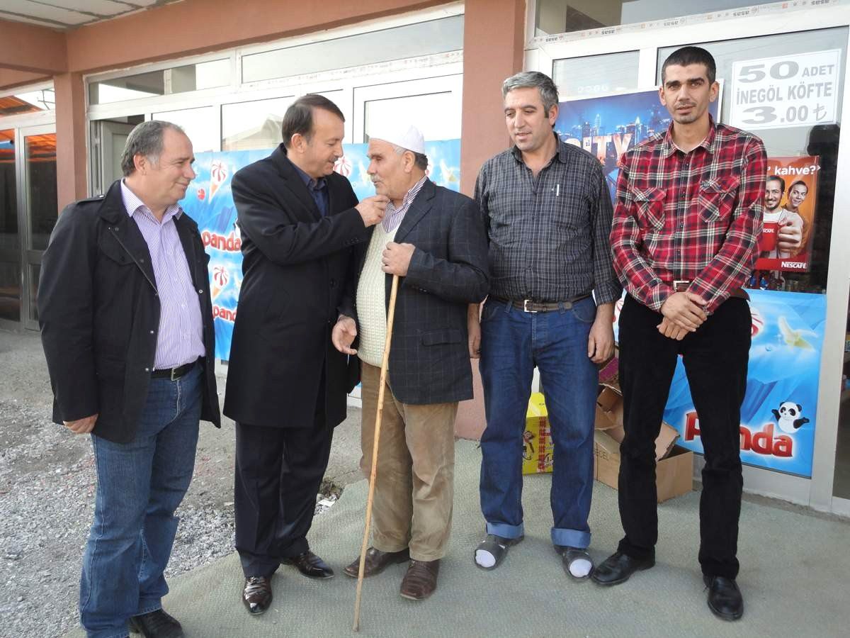 Rahmiyelilerden Karabalık\'a Parke Teşekkürü