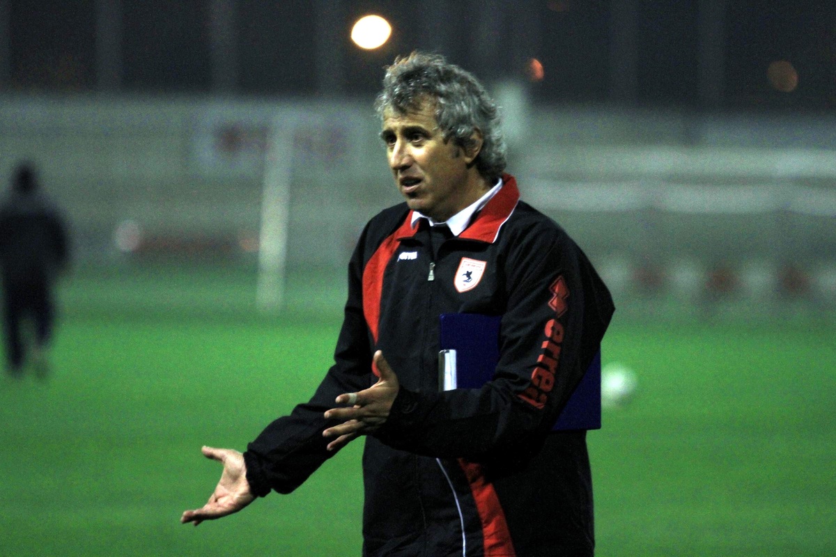 Samsunspor\'da Teknik Direktör Durmuş, Yeni Takımıyla İlk İdmanına Çıktı