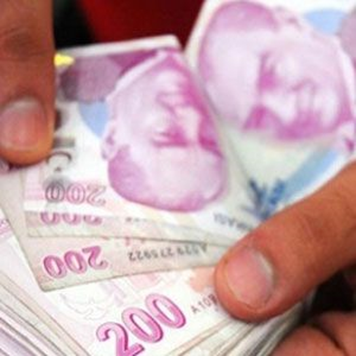 Telefon Dolanrıcılarına 4 Günde 137 Bin 700 Lira Kaptırdı