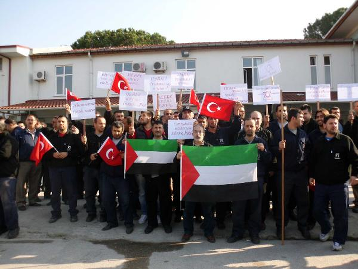 Tüvasaş İşçileri İsrail Bayrağı Yaktı
