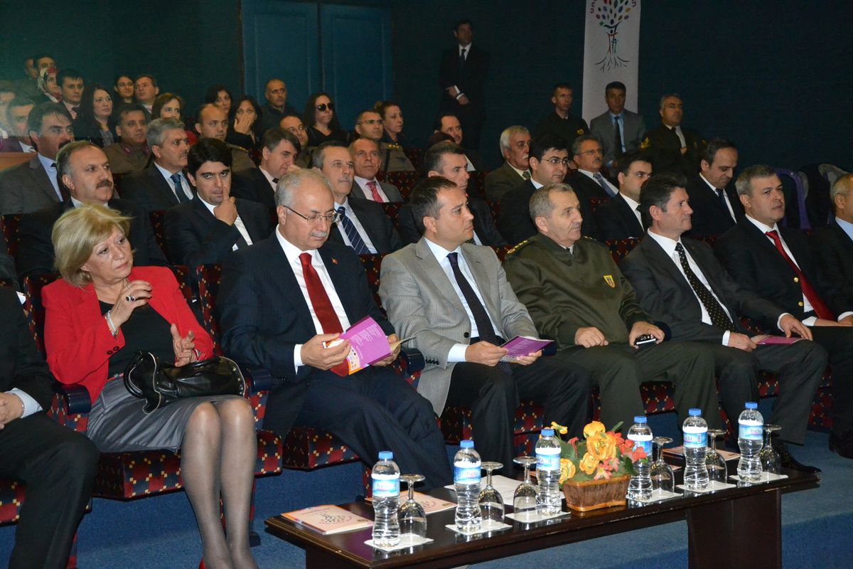 \'Umutlar Çiçek Açsın\' Projesi Tanıtıldı