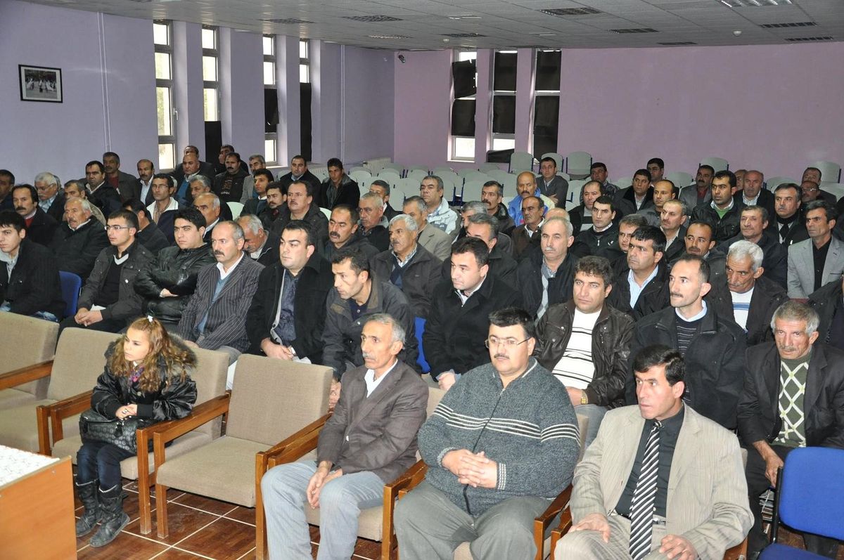 Yerköy İlçe Milli Eğitim Müdürü Hizmetlilerle Biraraya Geldi