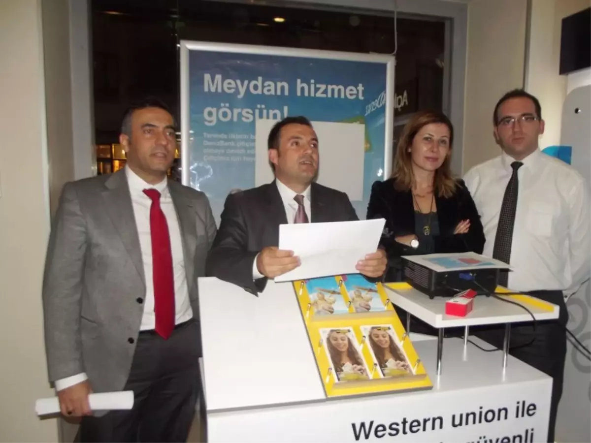 Ayvalık\'ta Emlak Ofislerine Denizbank\'tan Araç Sahibi Olma Fırsatı