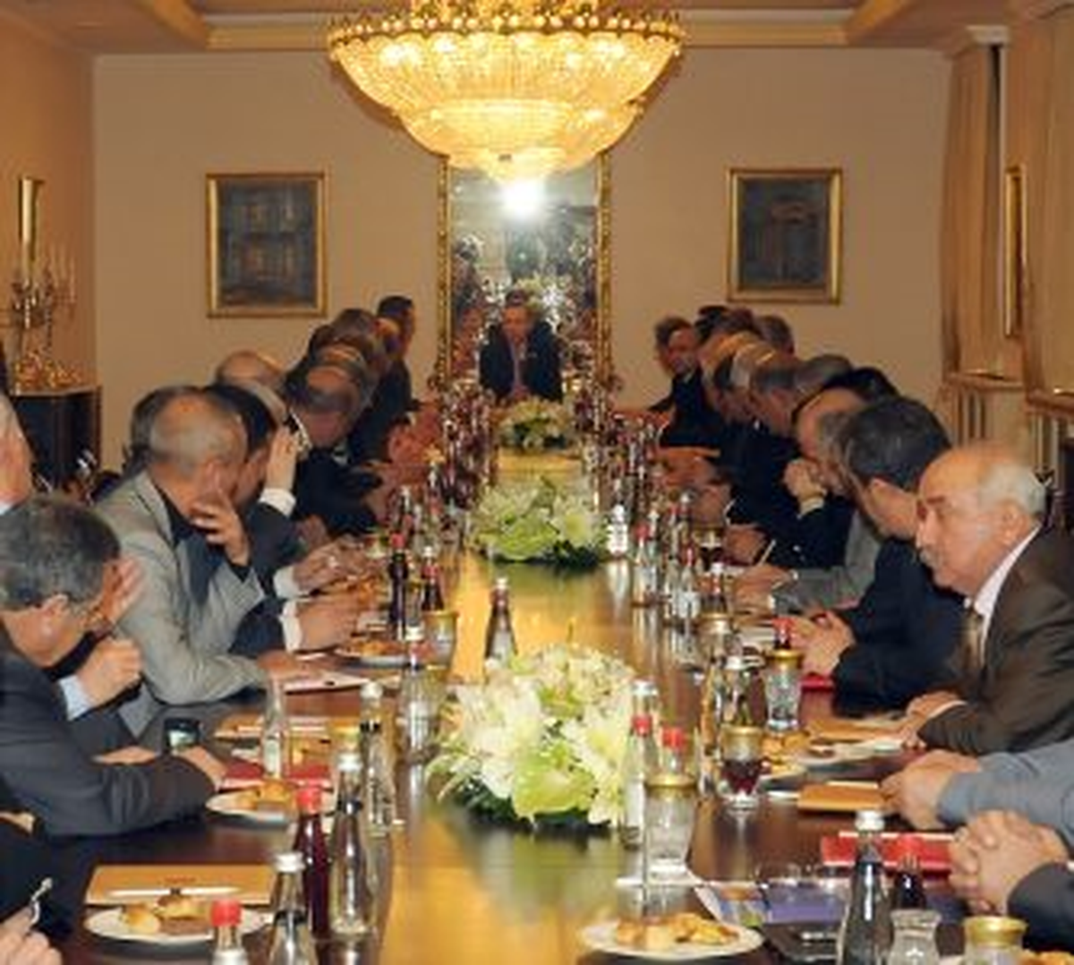 Başbakan Erdoğan Bölge Oda Başkanları ile Görüştü