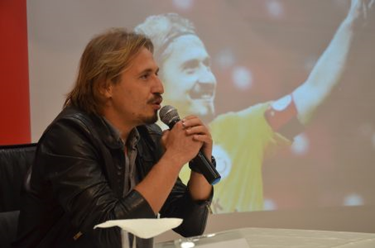Beşiktaş\'ta da Oynadım Ama Hep Galatasaraylıydım