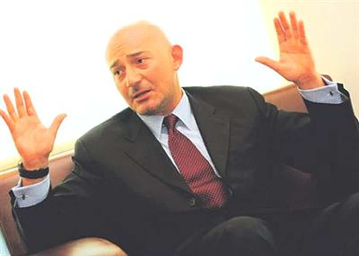 D. Ream Azumi Group\'a Yüzde 50 Ortak Oldu