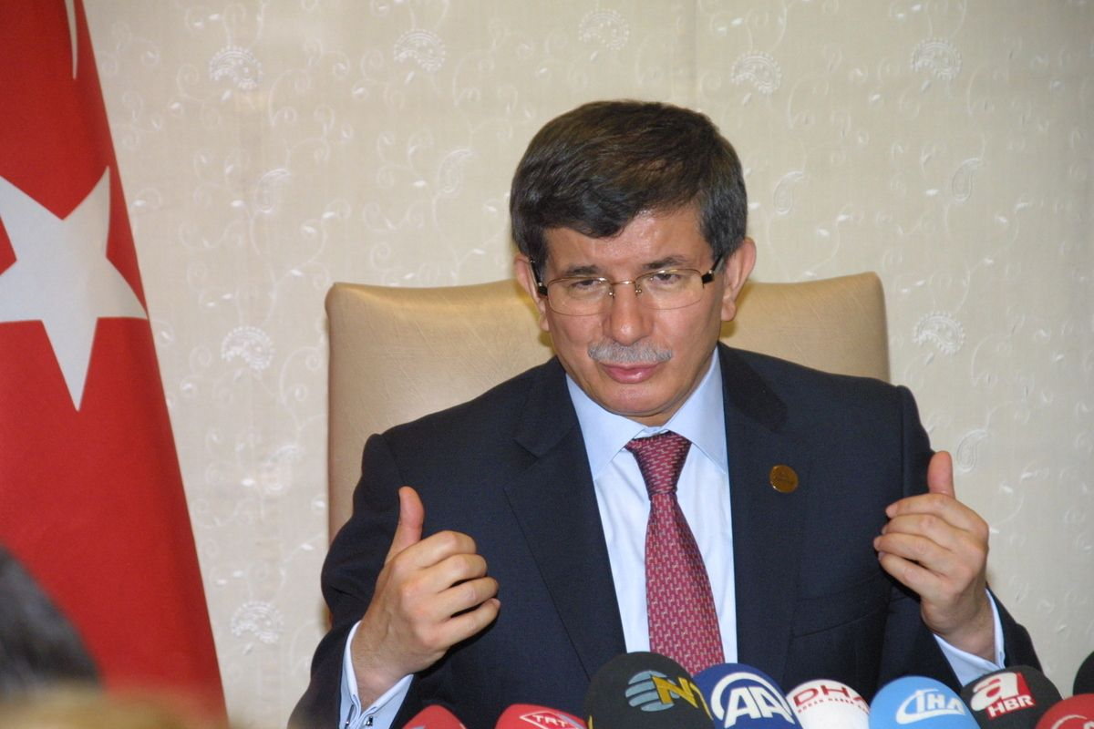 Davutoğlu Gazze Temasları Hakkında Açıklamalarda Bulundu
