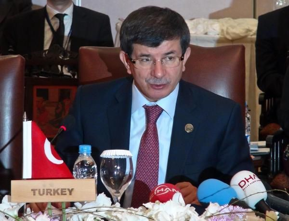 Dışişleri Bakanı Ahmet Davutoğlu, "Türkiye\'nin Özellikle Füze SavunmaSistemiyle İlgili Bazı Adımlar...