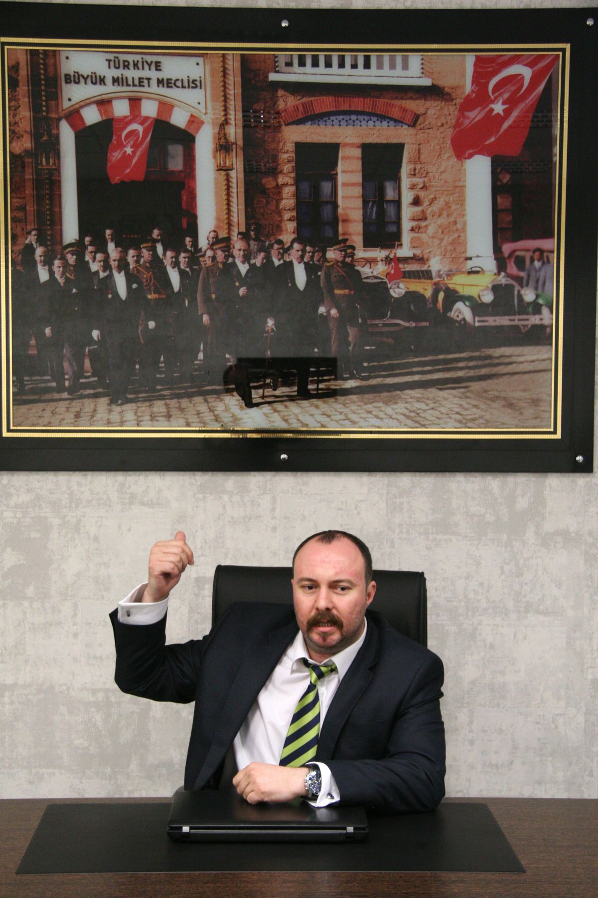 Edirne Baro Başkanı Özgür Yıldırım: Edirne'nin Kurtuluş Törenlerinin İptal Edilmesine Tepki Gösterdi