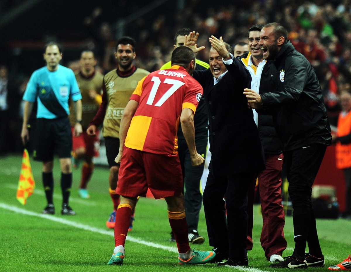 Galatasaray, Manchester United\'a Geçit Vermedi