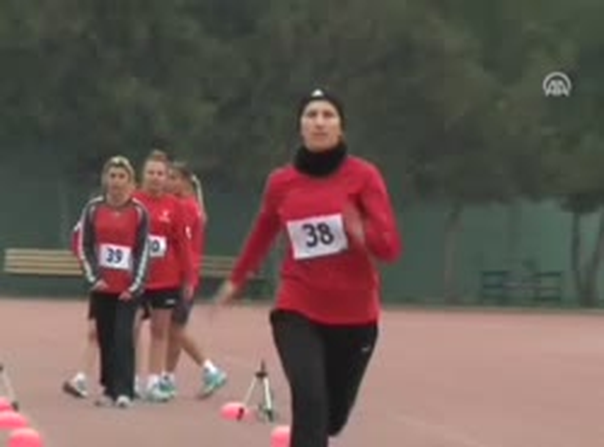 Hakemlerin Eforu Ölçüldü