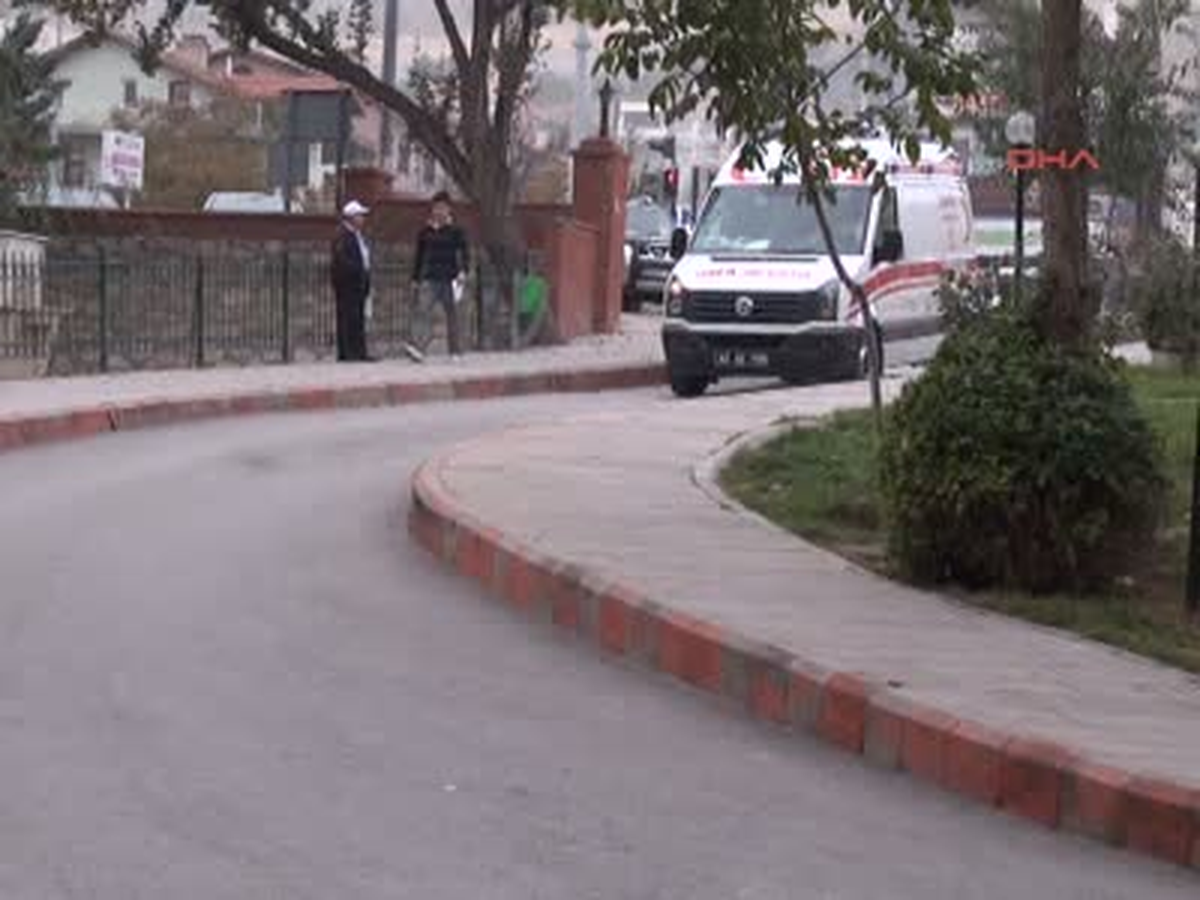 Konya Sokak Ortasında Başından Vurularak Öldürüldü Sokak Ortasında Başından Vurularak Öldürüldü