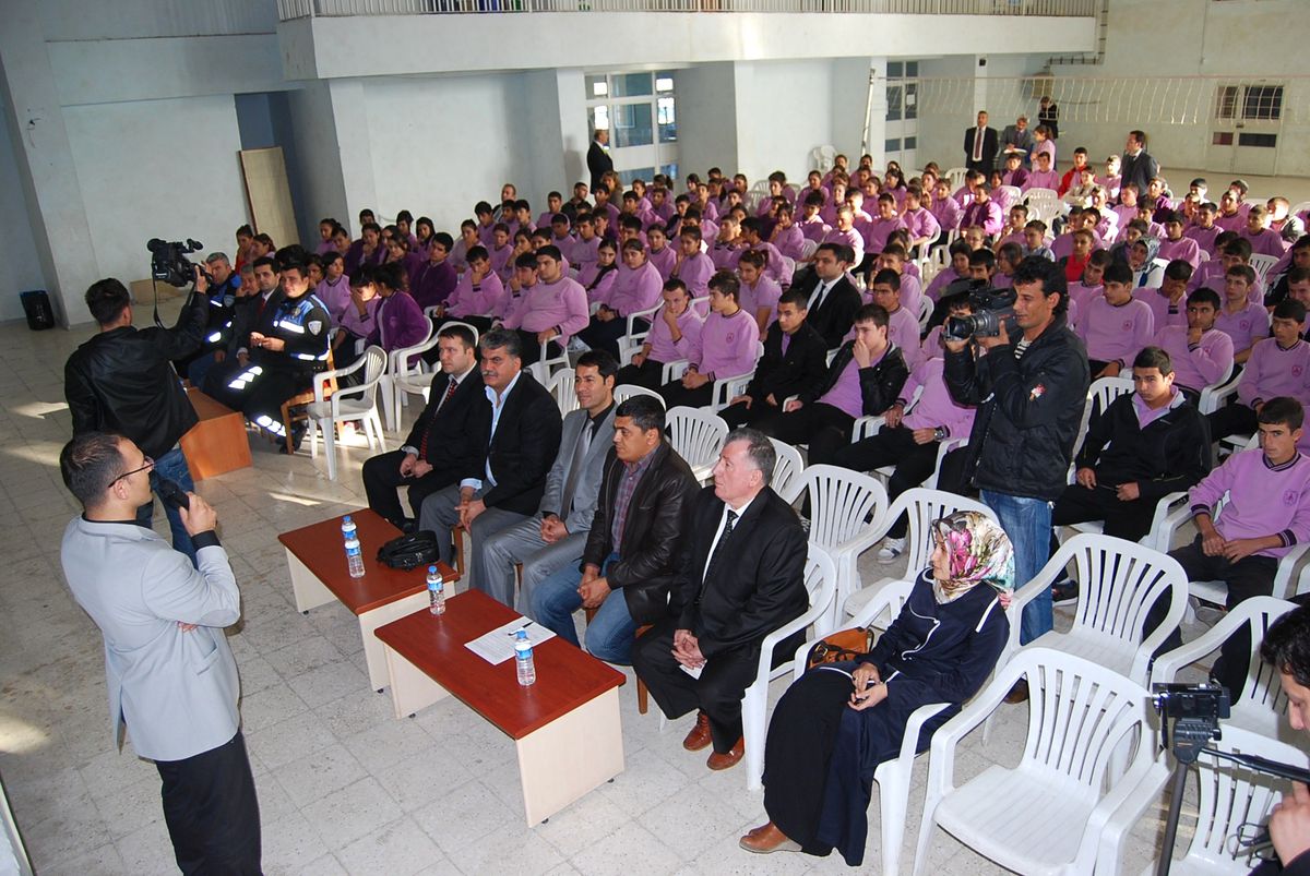 Kozan\'da "Güvenli Okul Güvenli Eğitim Projesi"