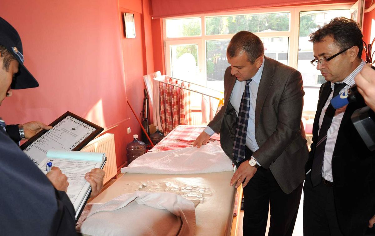 Masaj Salonlarına Baskın
