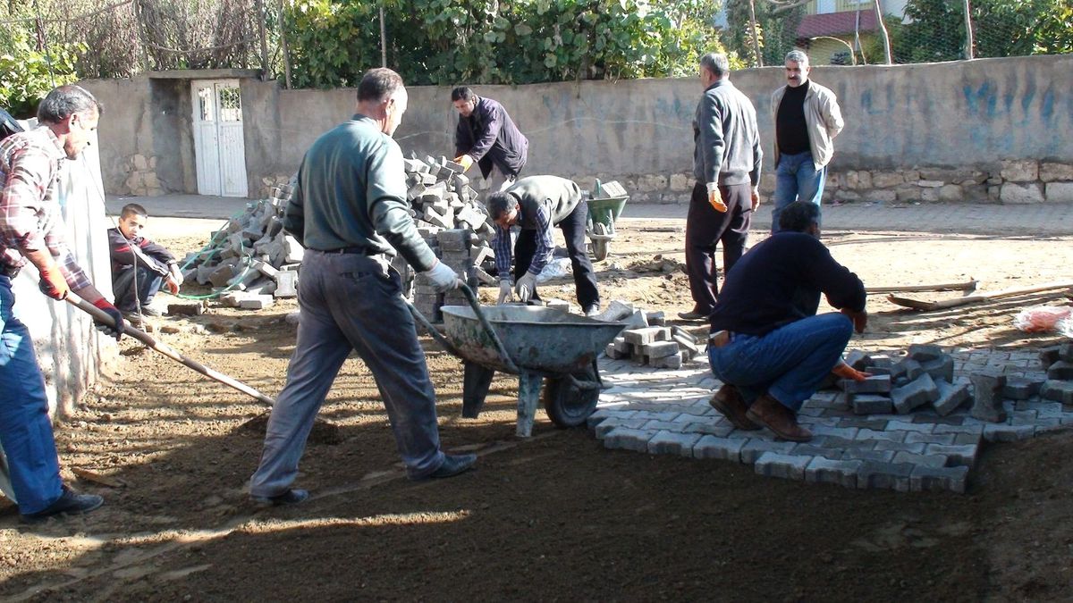Silvan\'da Sel Sonrası Çalışma Başlatıldı