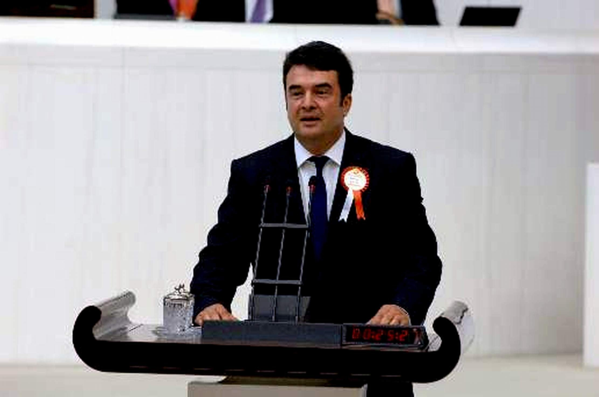 CHP\'li Baydar, Atama Bekleyen Almanca Öğretmenlerini Sordu