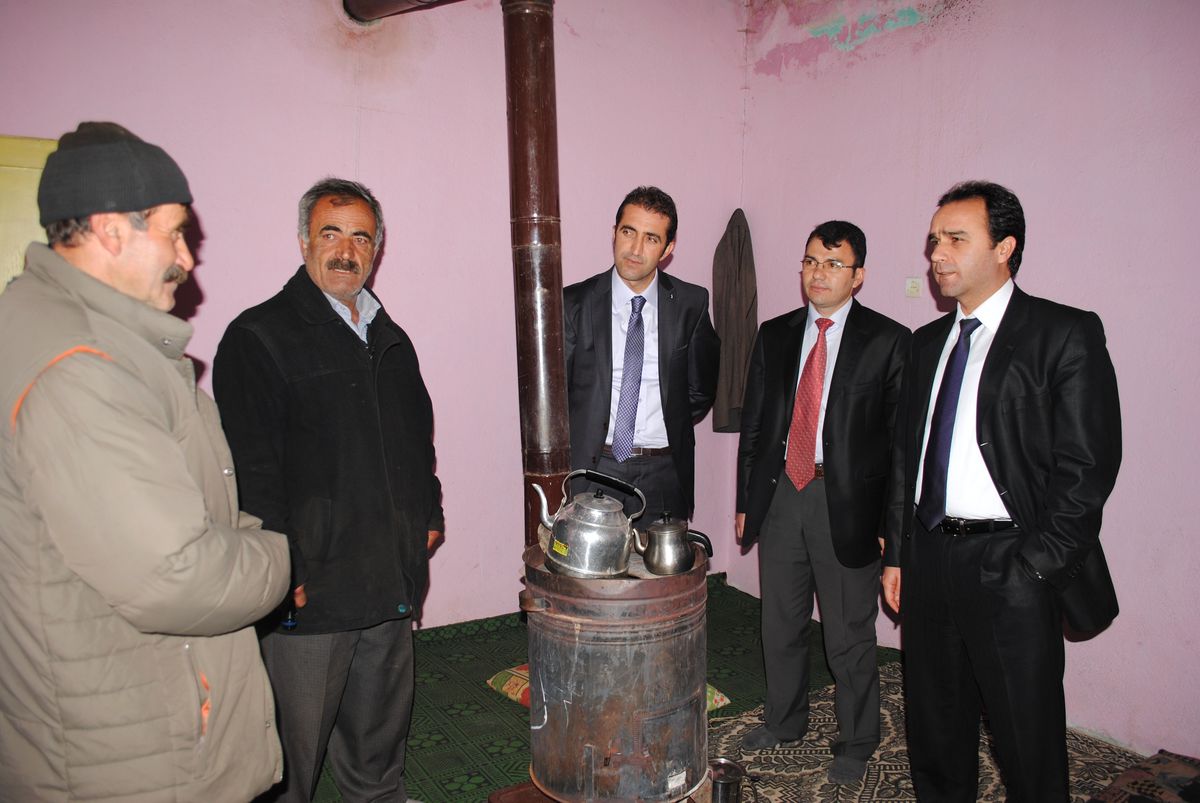 Kaymakam Erkan\'ın Ev Ziyaretleri Devam Ediyor