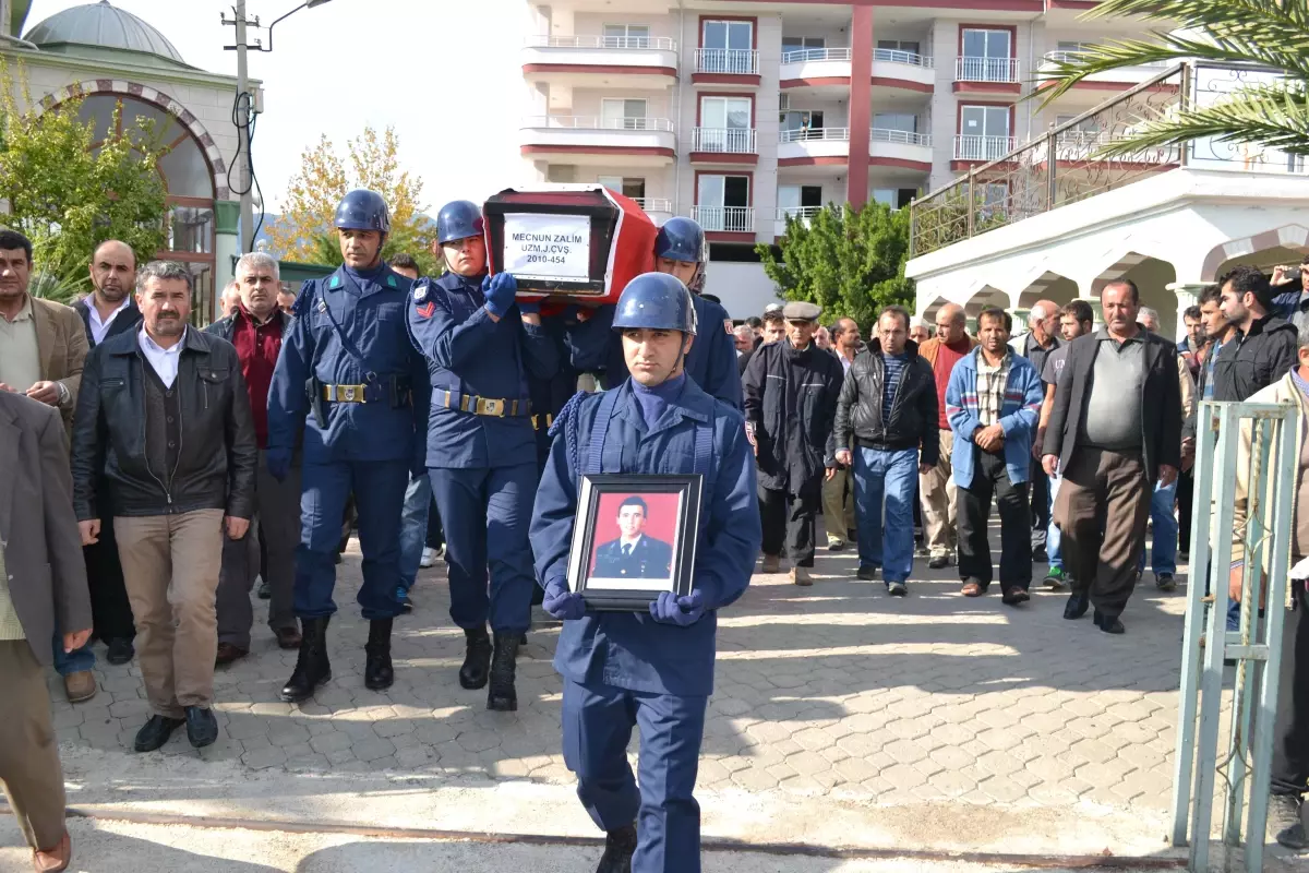 Kaza Kurbanı Uzman Çavuş Son Yolculuğuna Uğurlandı