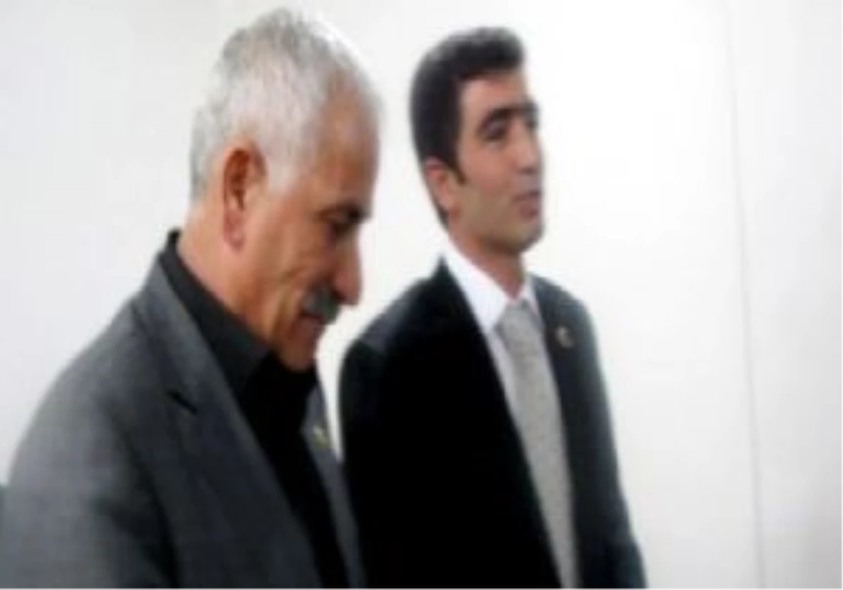 Kumçatı Belediye Başkanı Mehmet Demir Görevden Uzaklaştırıldı