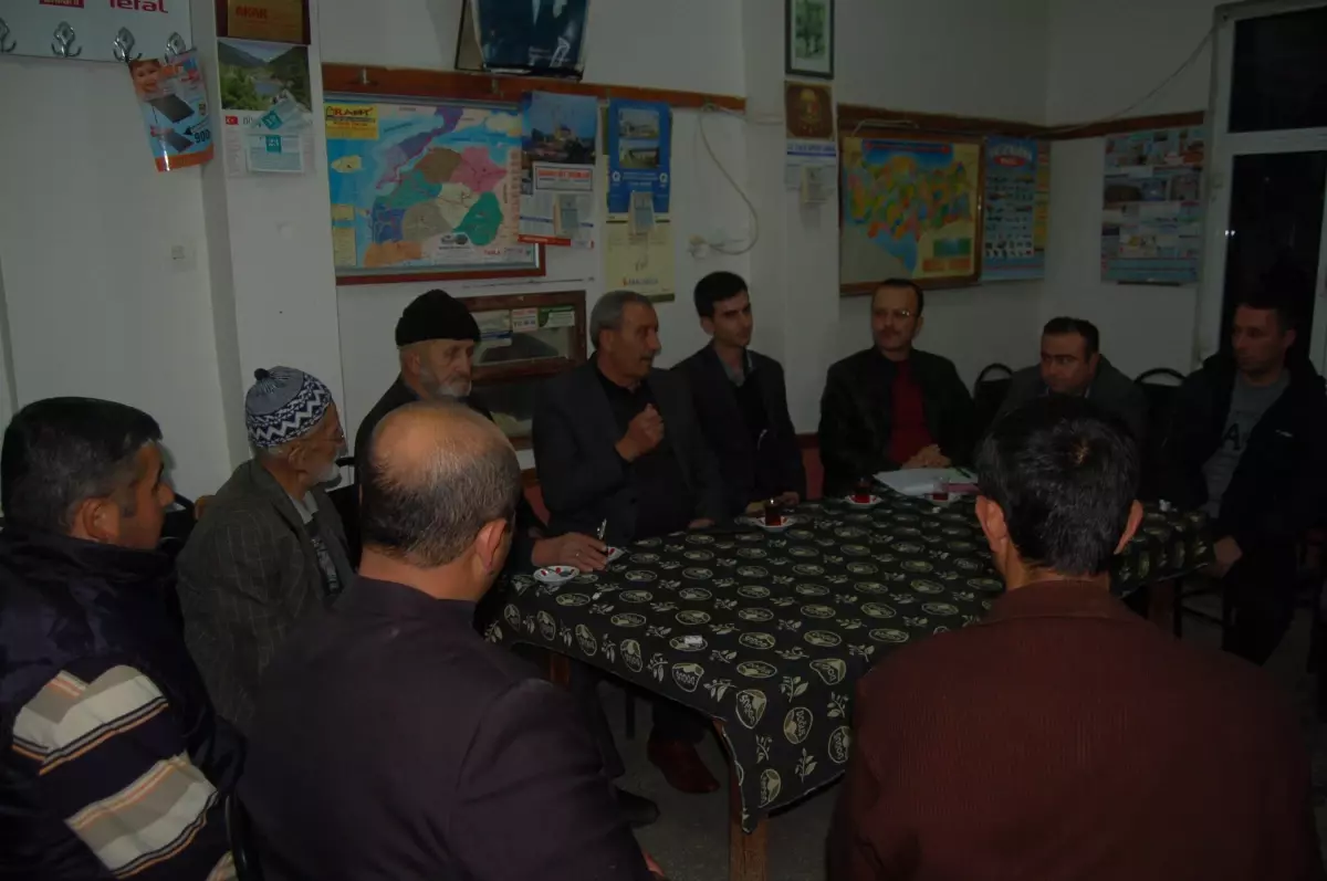 Öğretmenlerin Köy Ziyaretleri Sürüyor