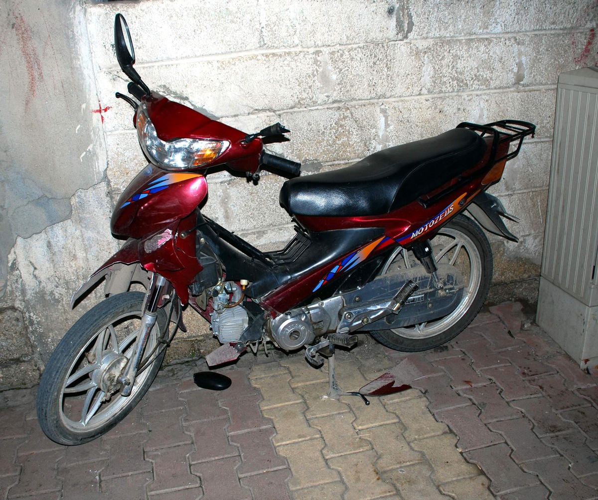 Otomobil ile Motosiklet Çarpıştı: 1 Yaralı