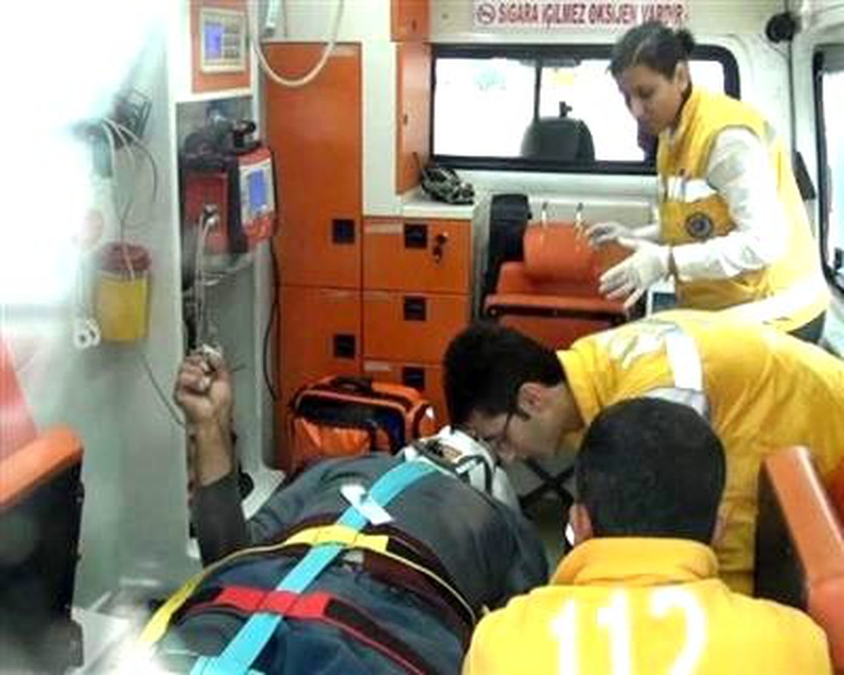 Polis Minübüsün Çarptığı Kişi Yaralandı