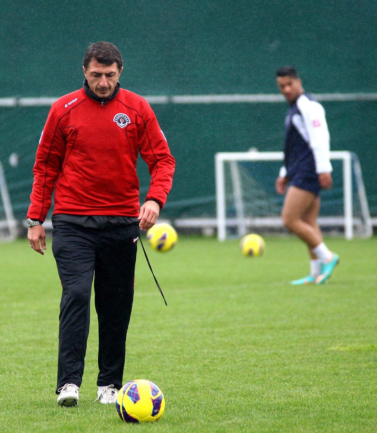 Shota Arveladze: "Avrupa\'nın Konuştuğu Bir Kulüp Olacağız"