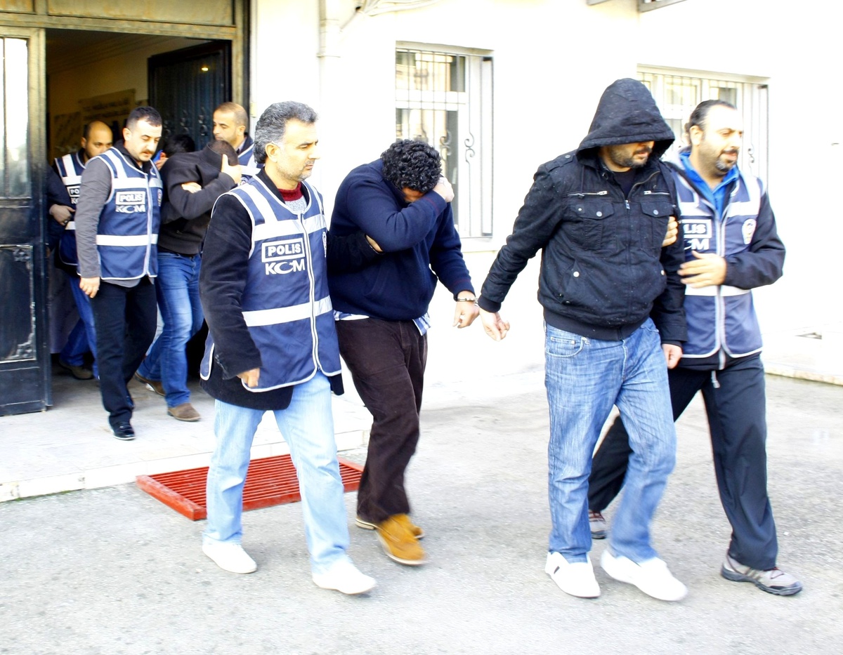Uyuşturucu Tacirlerine Darbe, 22 Gözaltı