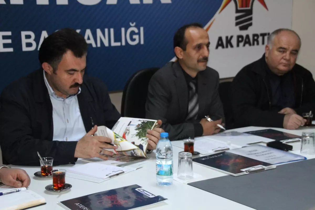 Akhisar Belediyesi, AK Parti Mahalle Temsilcilerine İcraatlarını Anlattı