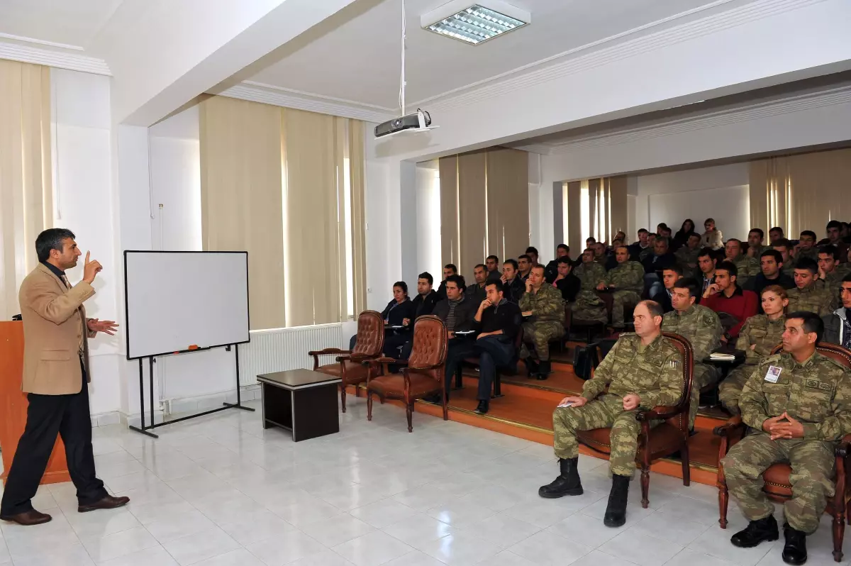 Jandarma ve Polise İletişim Becerileri Semineri Verildi