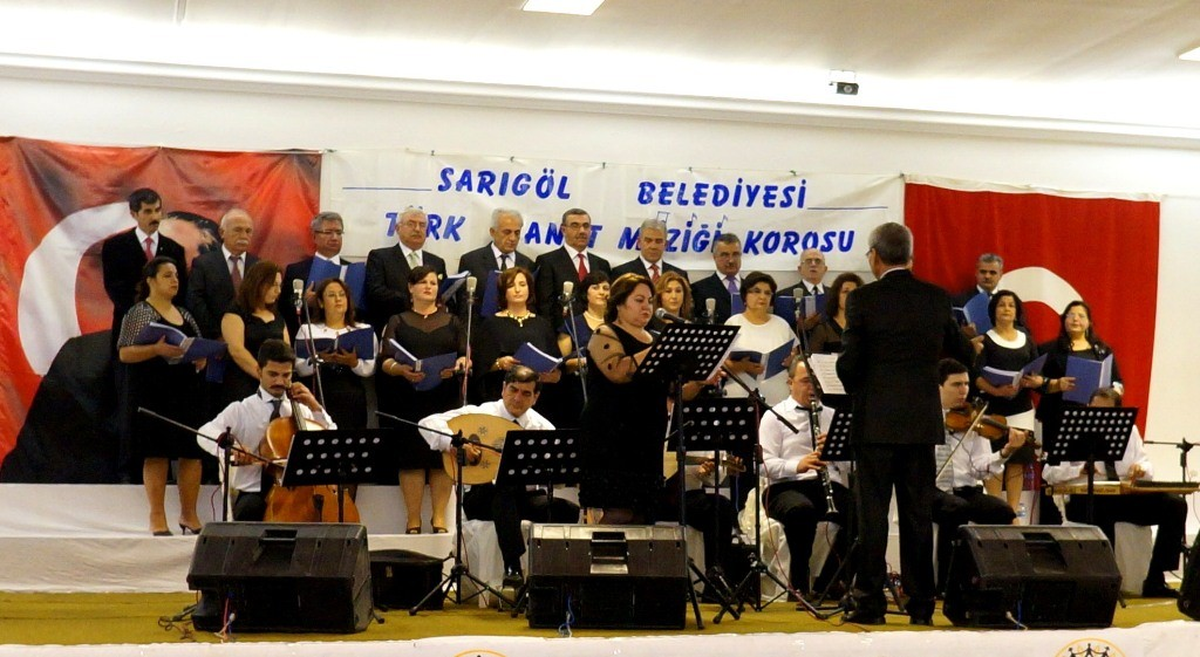 Sarıgöl Belediye Korosu\'ndan Türk Sanat Müziği Konseri