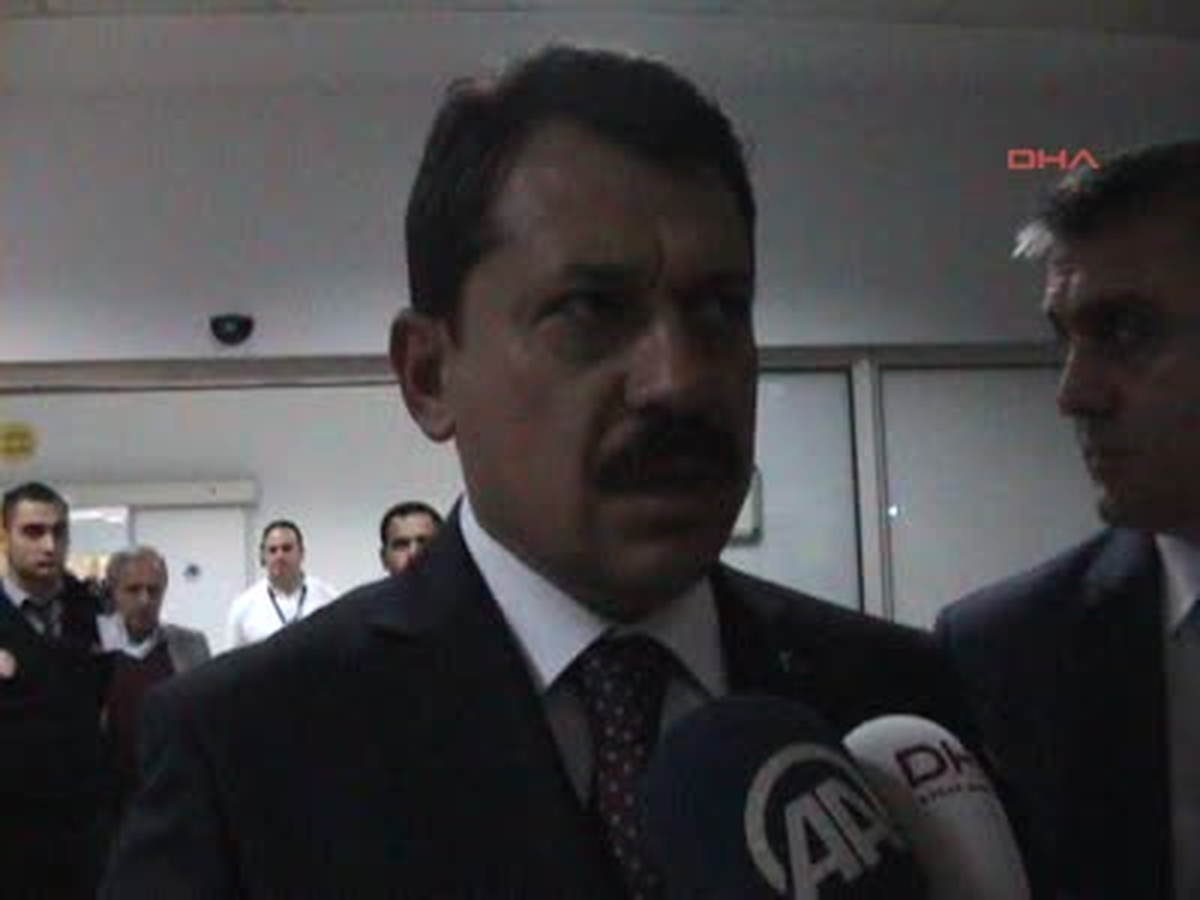 Vincin Halatı Kopmuş "Eti Bakır\'da 300 Tonluk Tankın Kapağı İşçilerin Üzerine Düştü.5 Ölü, 11...