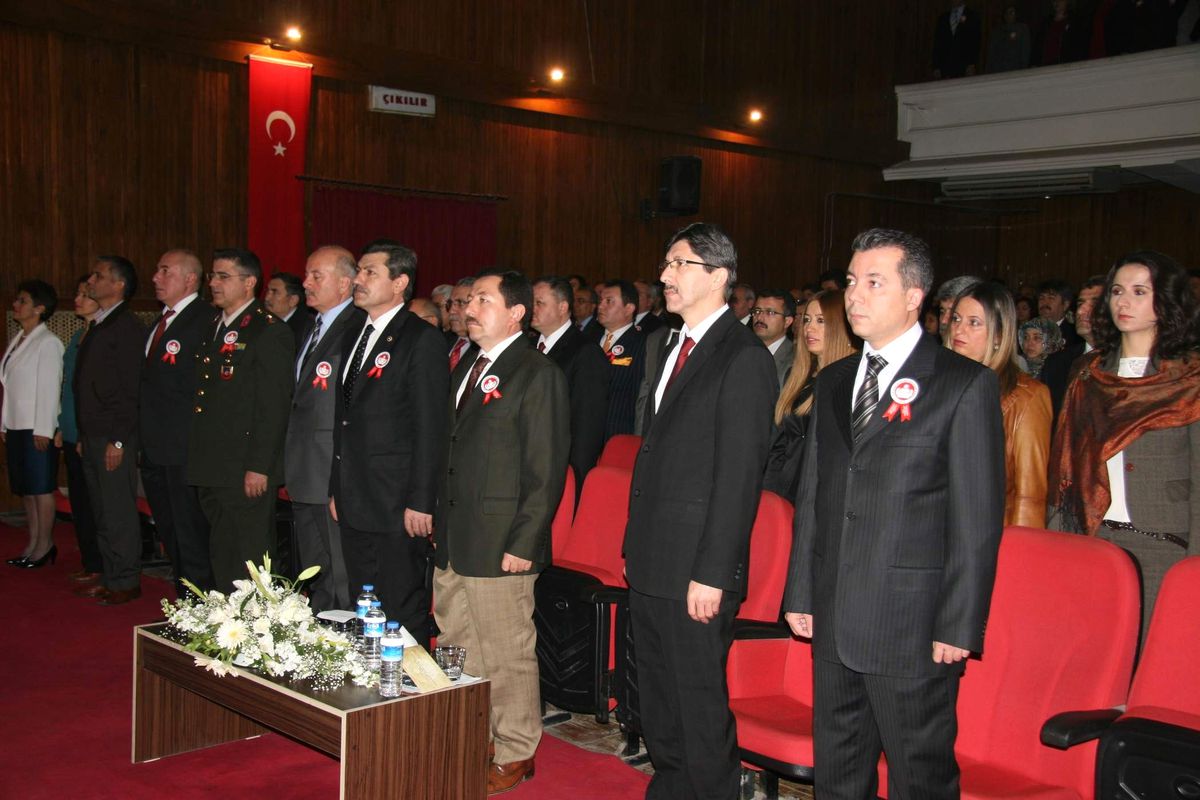 Afyonkarahisar\'da Öğretmenler Günü Kutlamaları