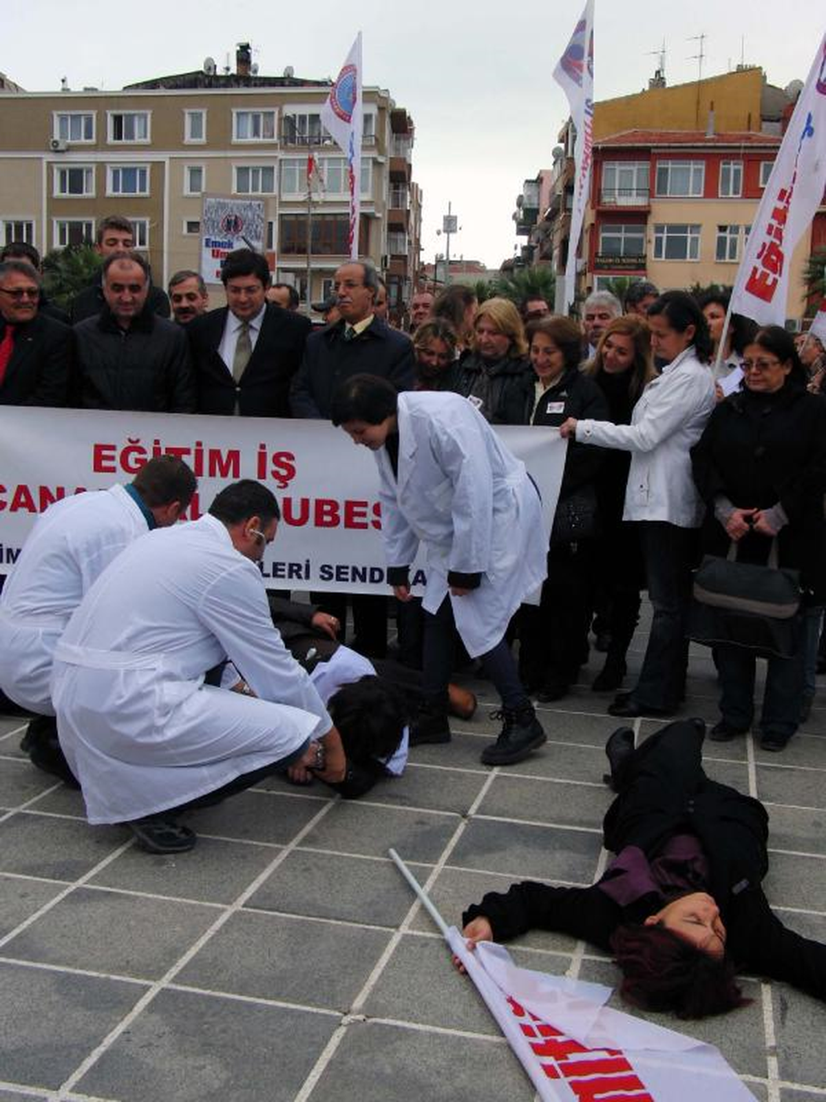 Eğitim-İş\'ten Farklı Öğretmenler Günü Kutlaması