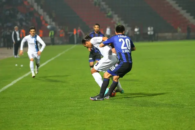 Gaziantep Büyüşehir Belediyespor: 1 - Adana Demirspor: 2 ...