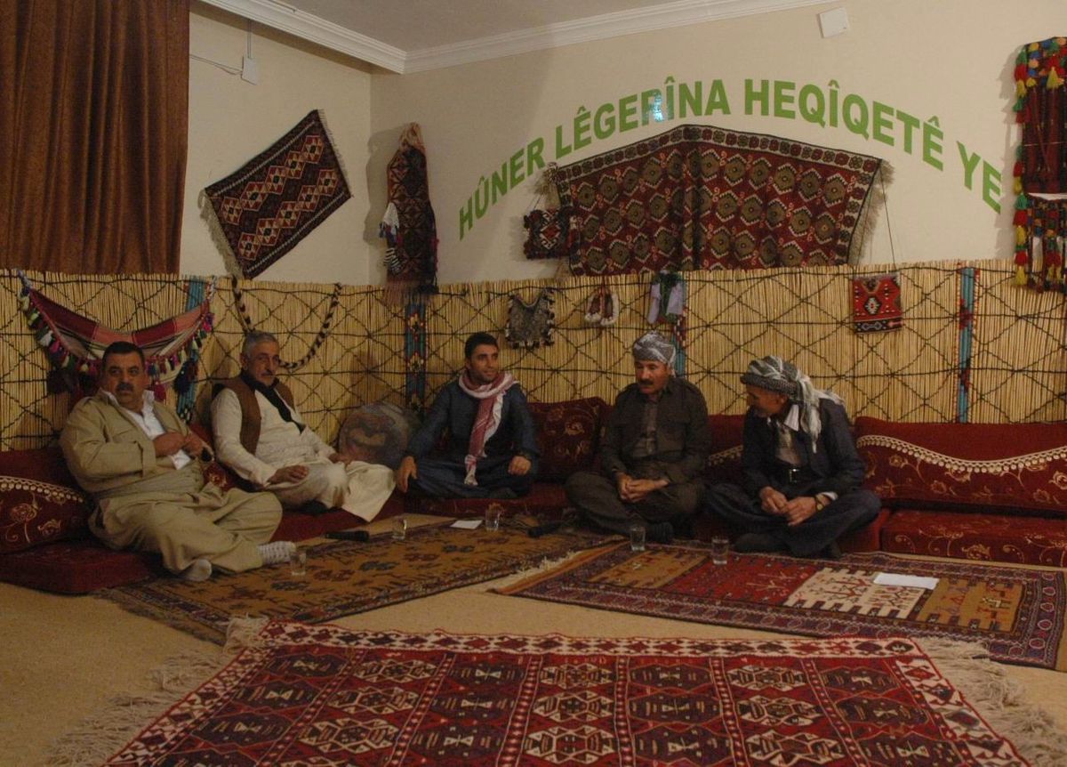Hakkari\'de Dengbejler Gecesi