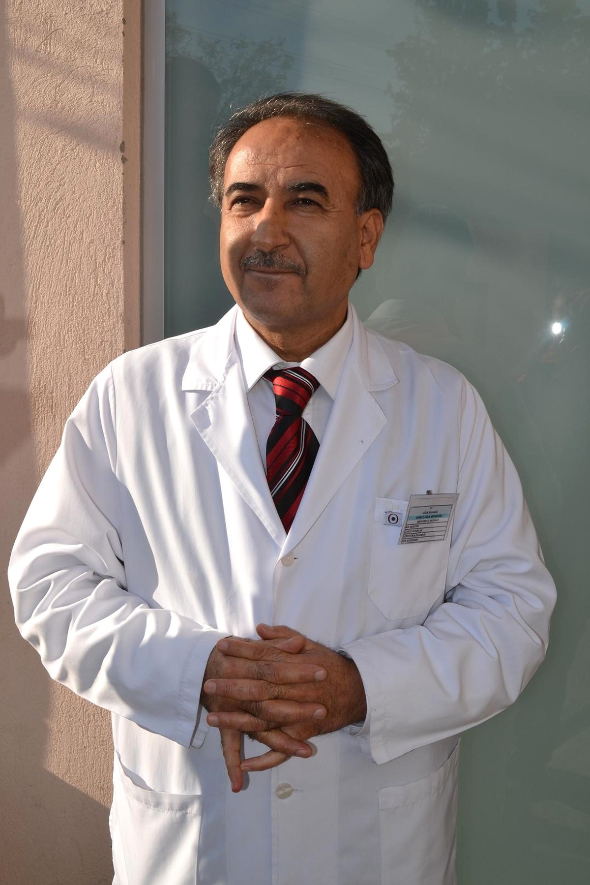 Keşan\'da Ambulansla Gelen Hastayı Vatandaş Göremeyecek