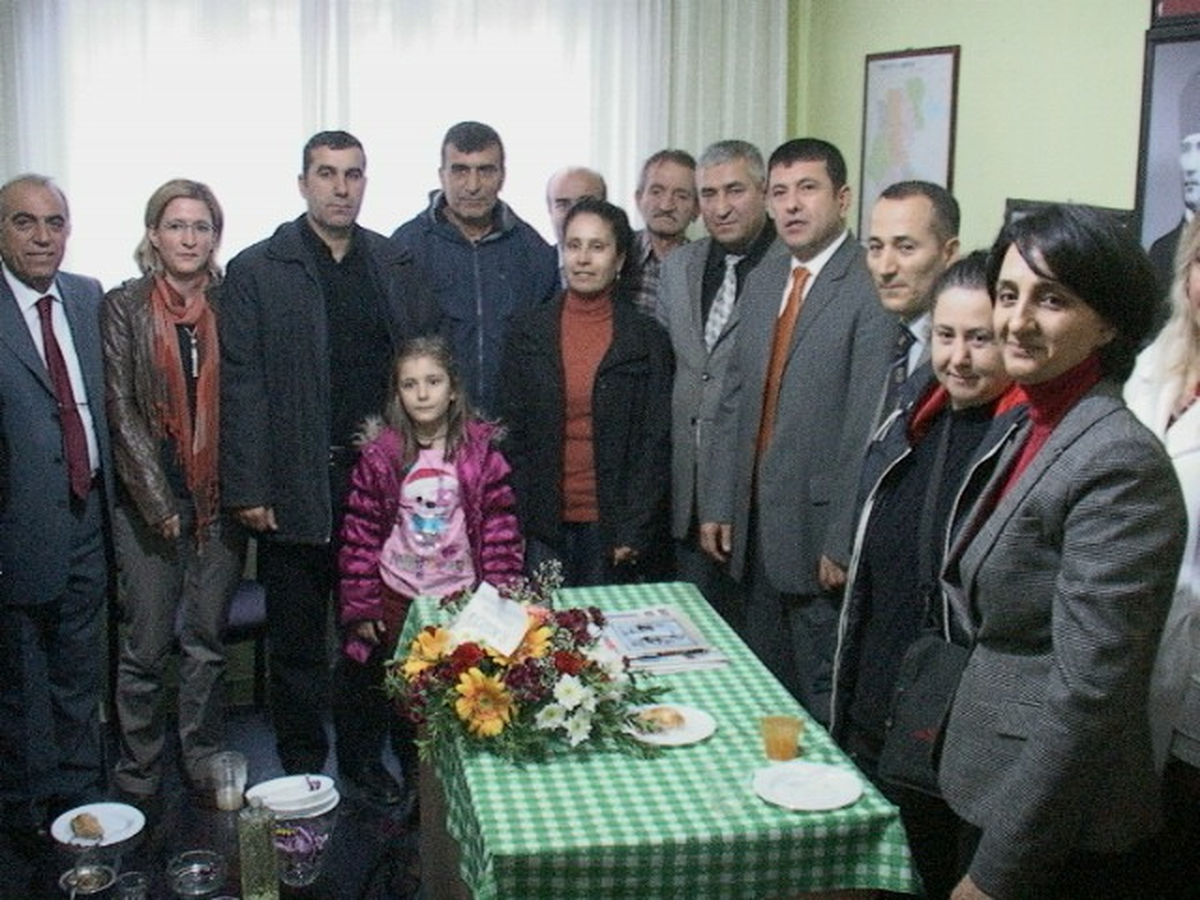 Milletvekili Ağbaba\'dan Eğitim-İş\'e Ziyaret