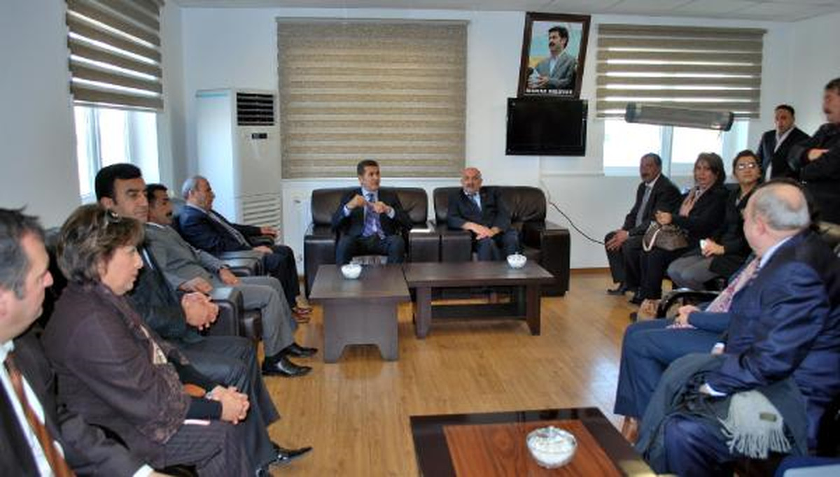 Sarıgül, Deprem Şehidi 76 Öğretmenin İsmini Öğretmenevinde Yaşatacak