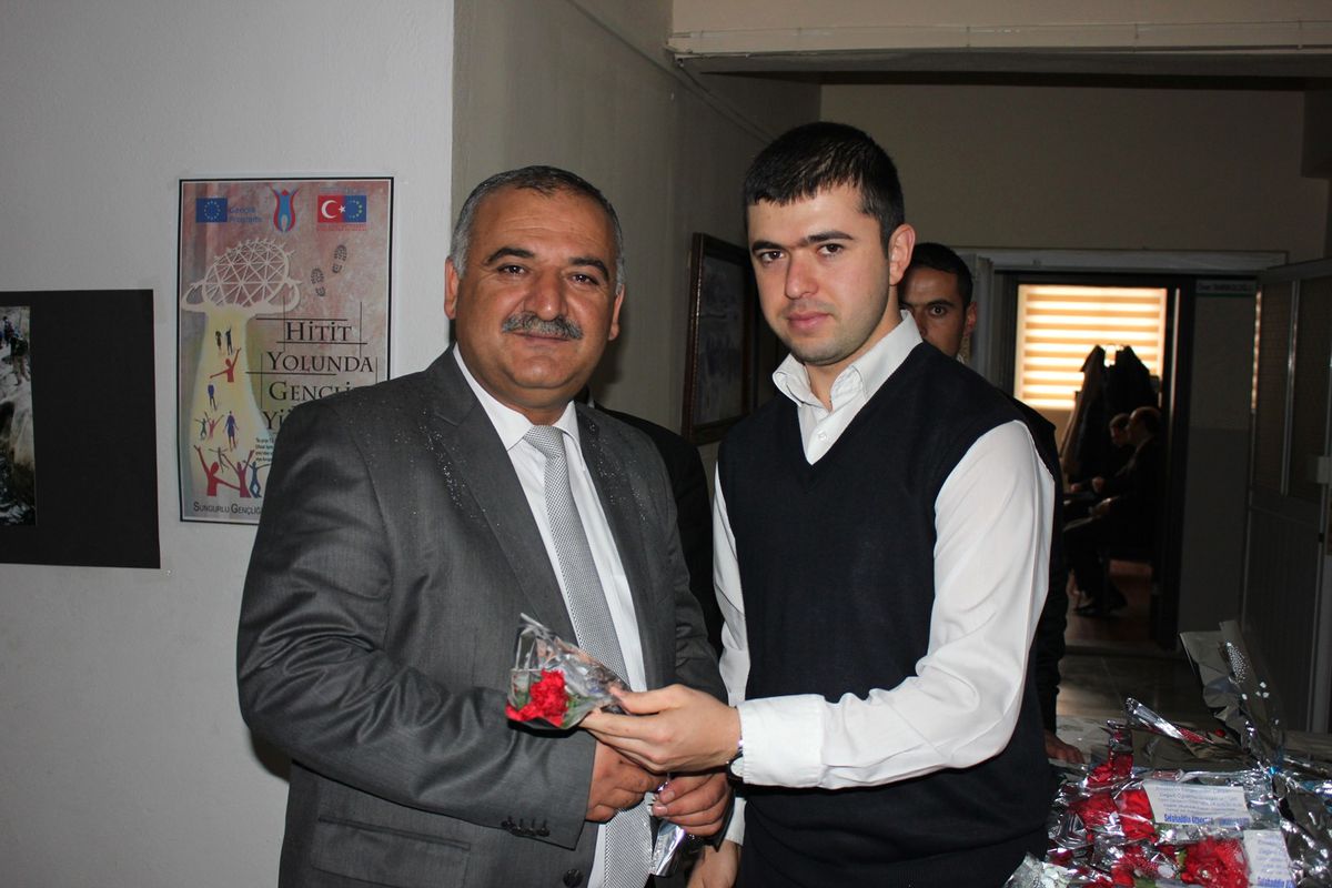 Sungurlu\'da Öğretmenler Günü Kutlandı