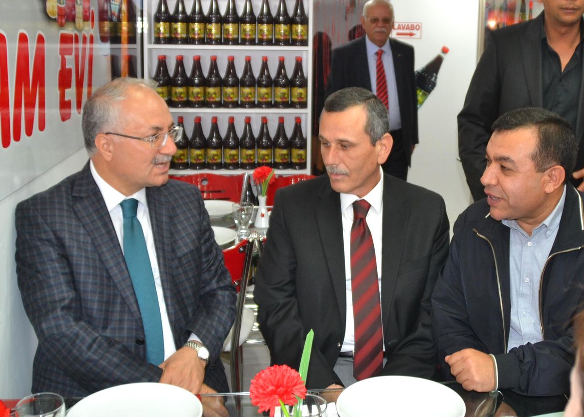 Vali Daşöz, Şalgam Evi\'nin Açılışını Yaptı