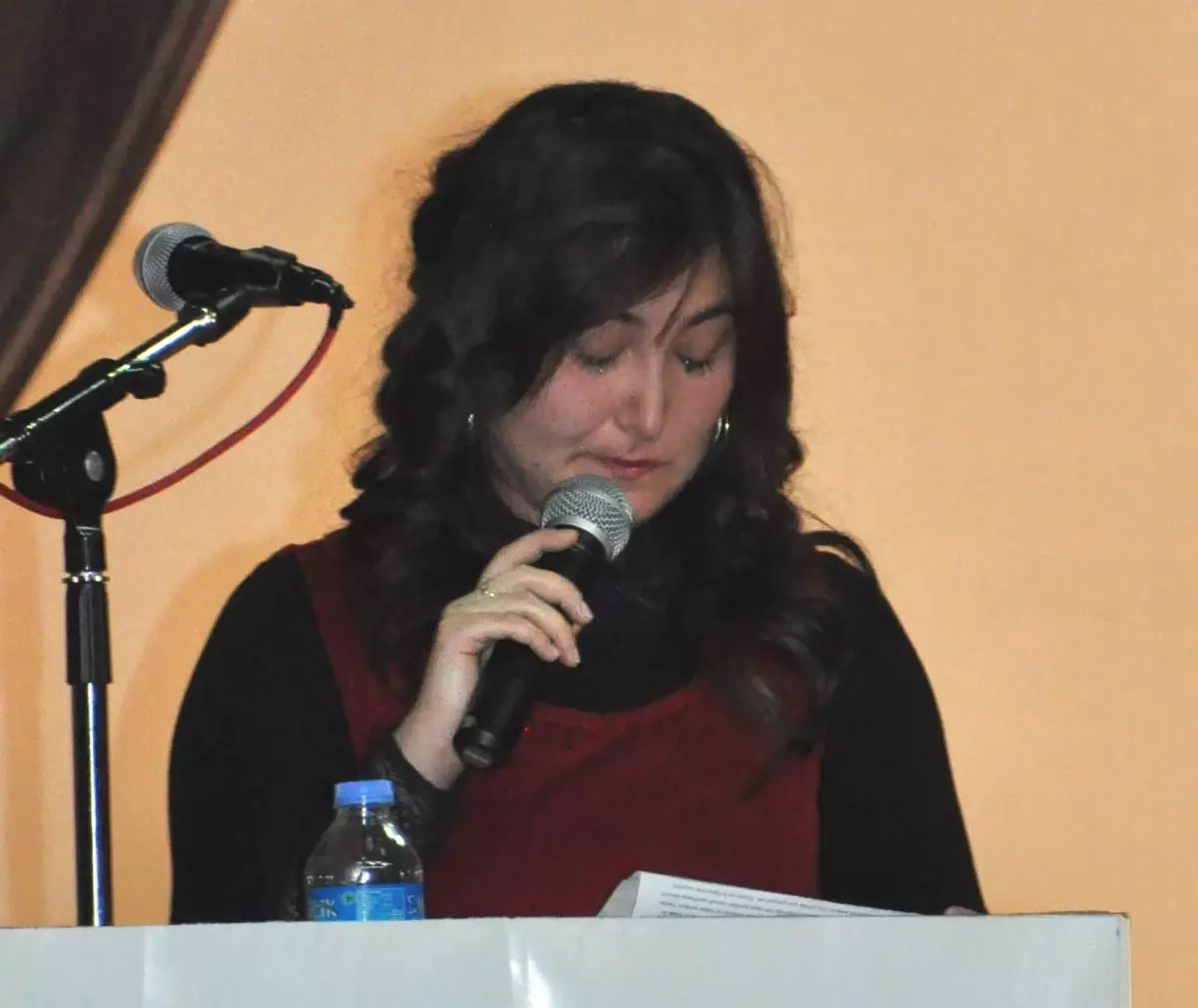 Yeni Atanan Öğretmen Gözyaşlarını Tutamadı