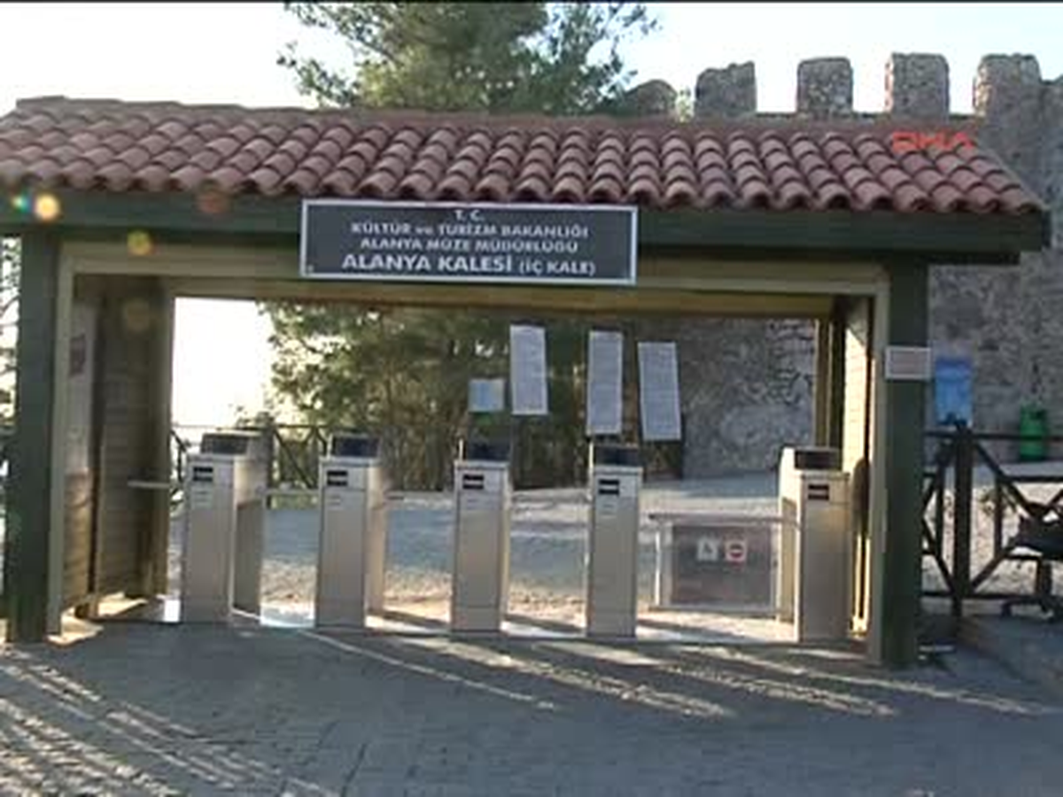 Alanya Kalesi\'nde Kurtarma Operasyonu