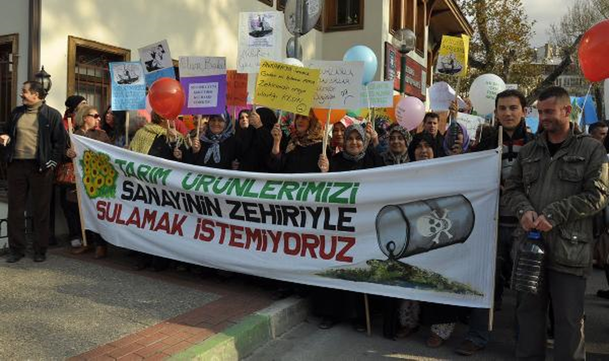 Bursalılar, Nilüfer Çayı\'nın Temiz Akması İçin Yürüdü